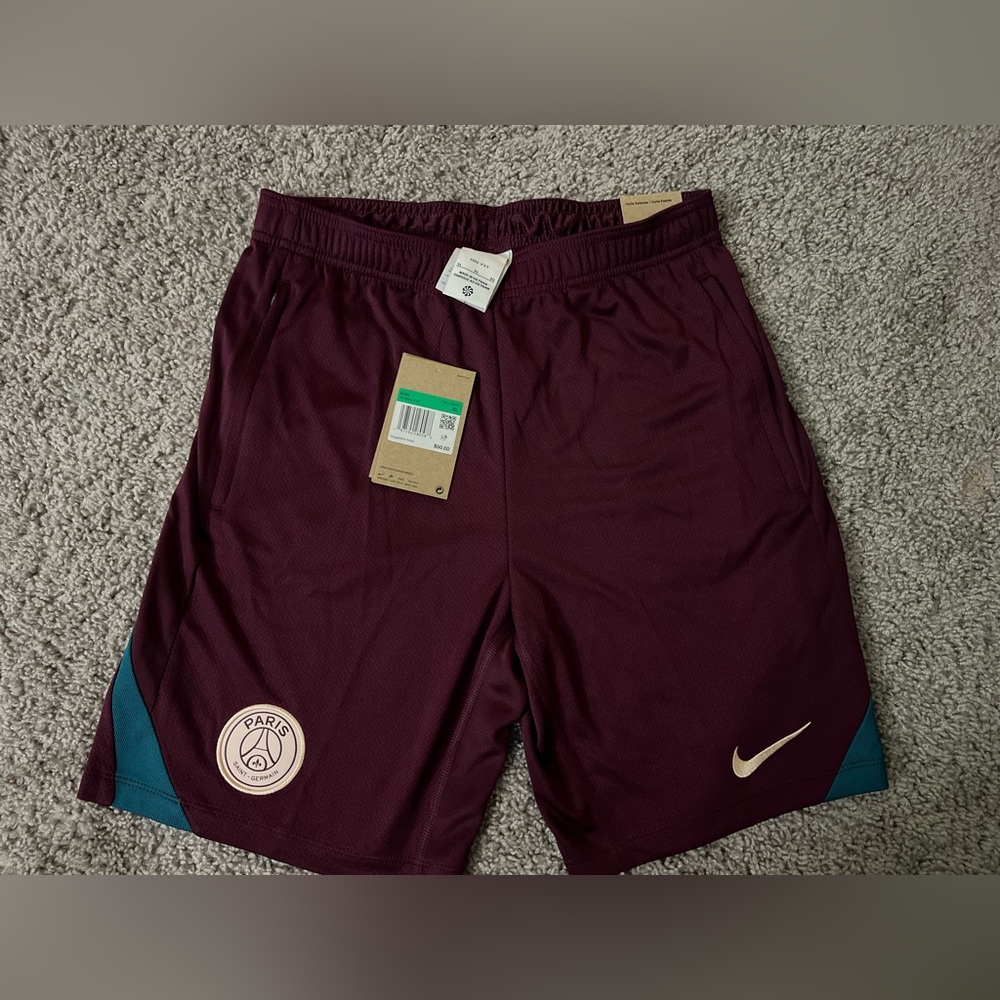 Nike PSG Paris Saint German Dri-Fit Strike Shorts Burgundy Youth XL FN9954-610